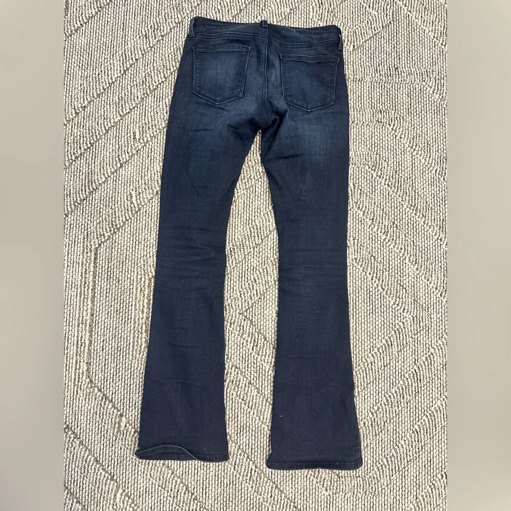 Just Black Women's blue dark denim  Jeans, size 26 stretchy comfortable fabric